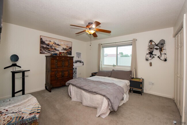 Building Photo - 11239 E 27th Pl