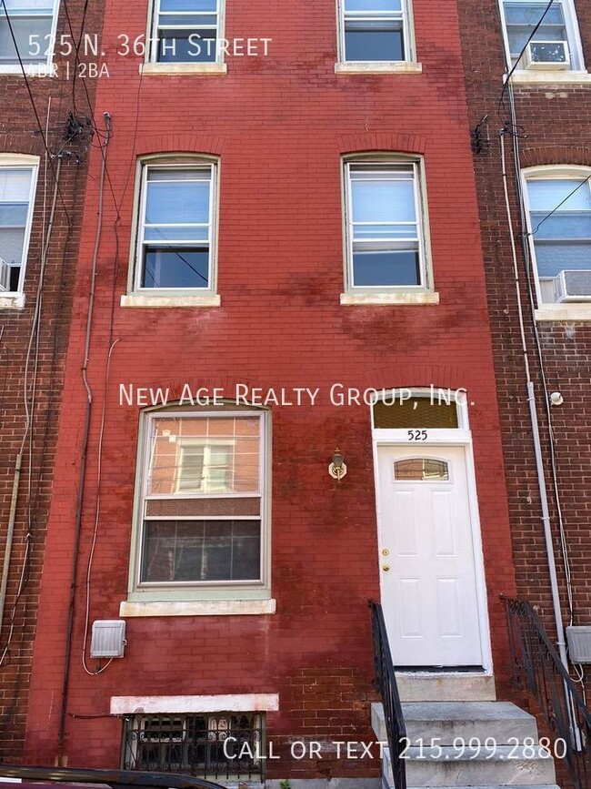 Primary Photo - Nice 4 Bedroom, 2 Bath House located in Un...