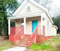 Building Photo - 248 Madison St