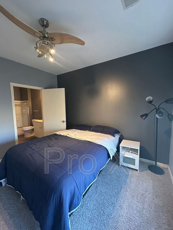 Building Photo - 4230 NW Meadow Creek Cir