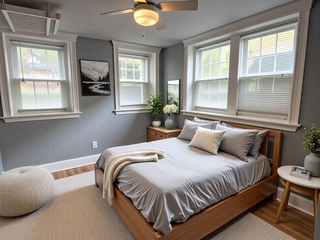 Building Photo - 36 St Paul St