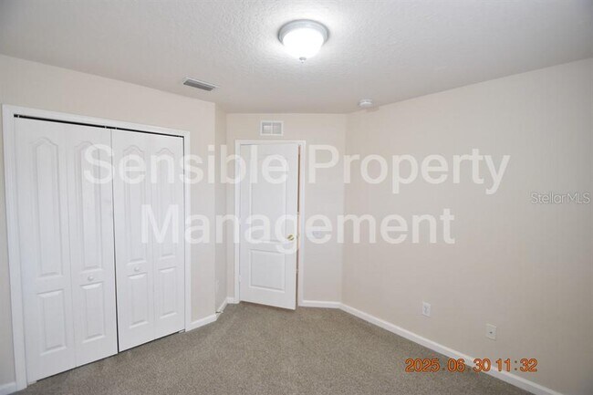 Building Photo - 11570 Misty Isle Ln