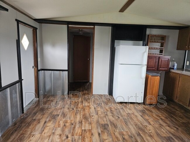 Building Photo - 616 Ruby Maes Way