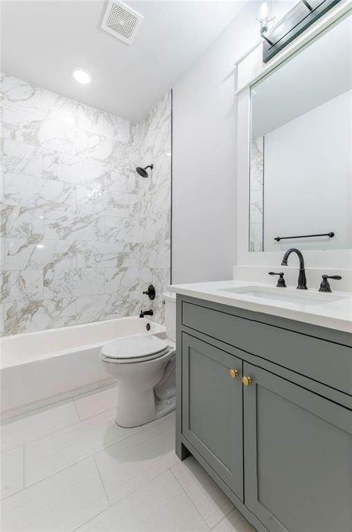 Building Photo - 714 King Arthur Dr