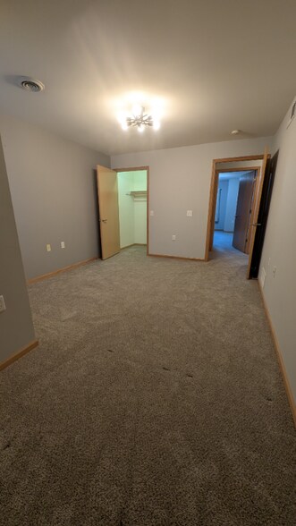 Building Photo - 5120 N Walbridge Ave