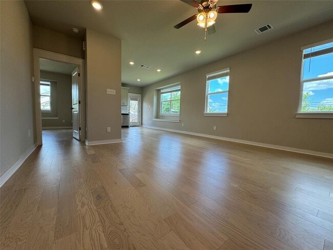 Building Photo - 17502 Bay Skipper Dr