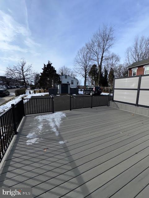 Building Photo - 102 Stuart Ave