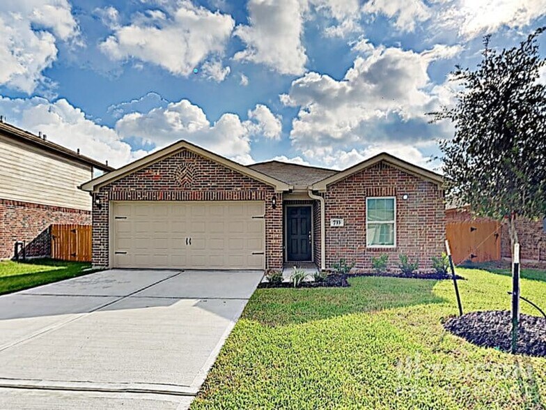 Building Photo - 733 Totem Trail Dr