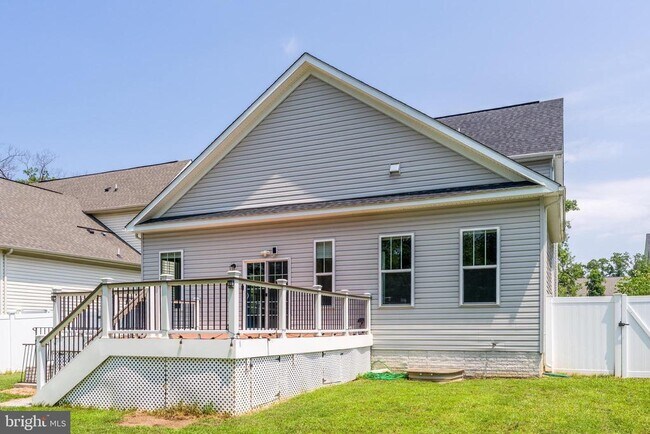 Building Photo - 12199 Aster Rd