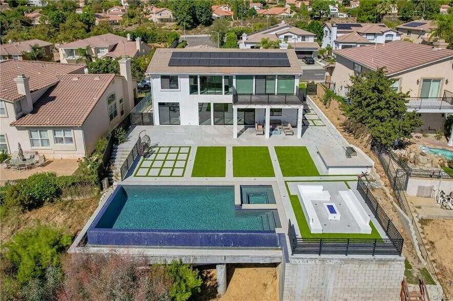 Building Photo - 17764 Sidwell St