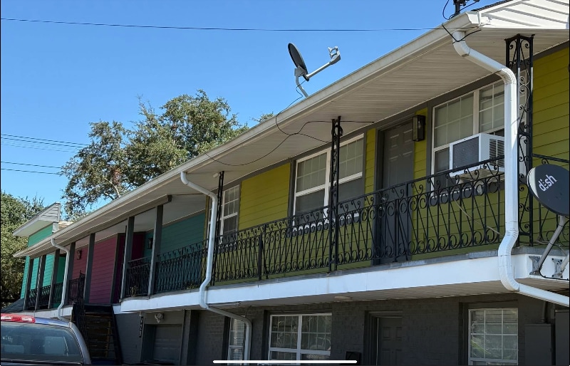 Building Photo - 420 S Anthony St