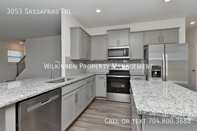 Building Photo - 3053 Sassafras Trl