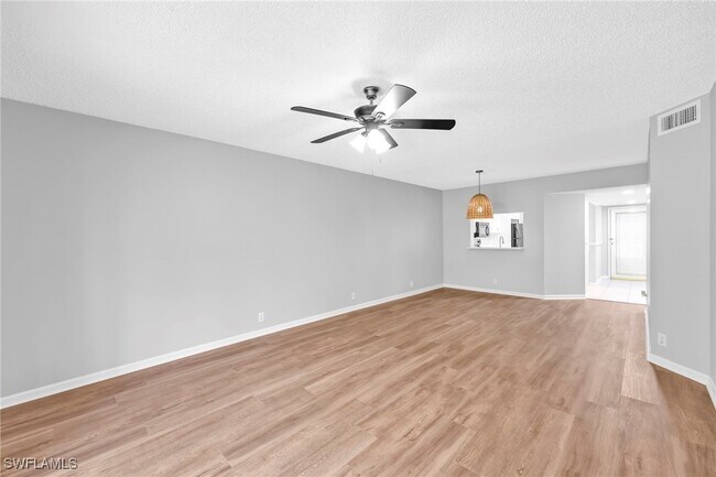 Building Photo - 7791 Esmeralda Way