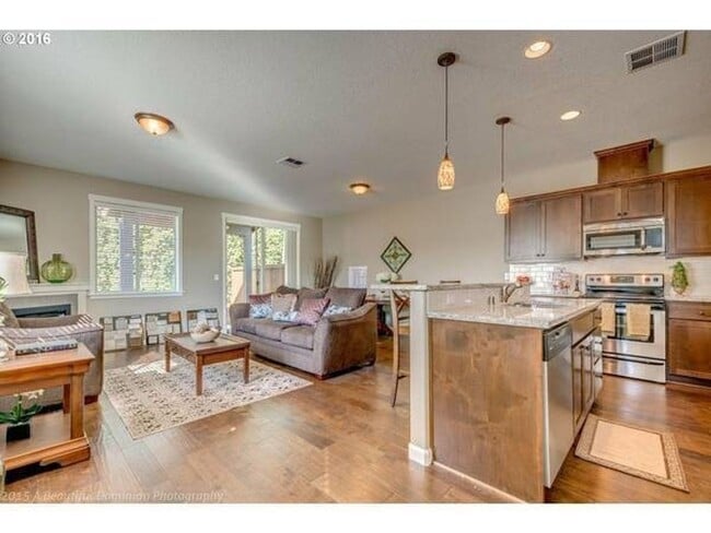 Building Photo - Amazing luxury home for rent!!