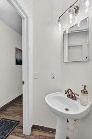 Building Photo - 4131 Eastridge Cir