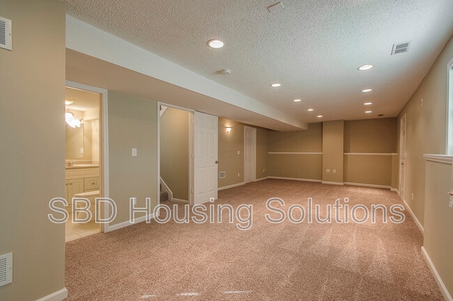 Building Photo - 7215 E 133rd Cir