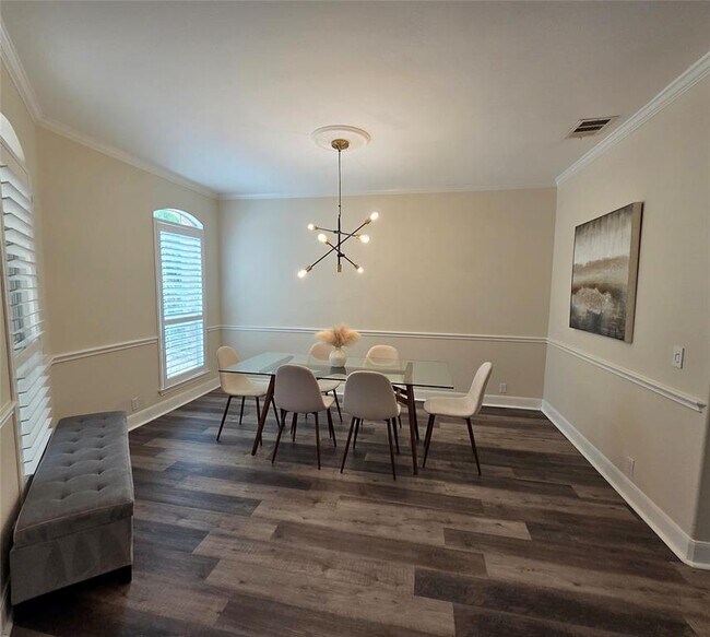 Building Photo - 8208 Endeavor Cir