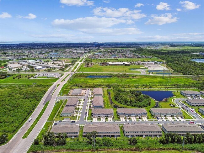 Building Photo - 2513 Sunray Venus Wy