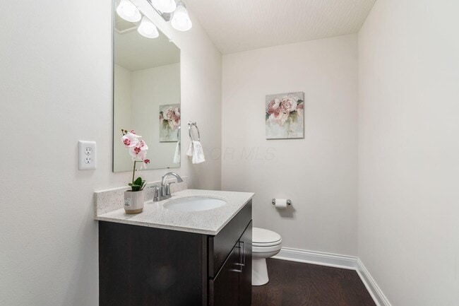 Building Photo - 5962 Laurel Ln