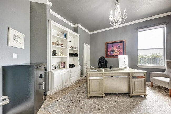 Building Photo - 545 Tom Sawyer Rd