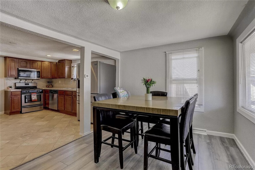 Dining area in front of house - 4161 Milwaukee St
