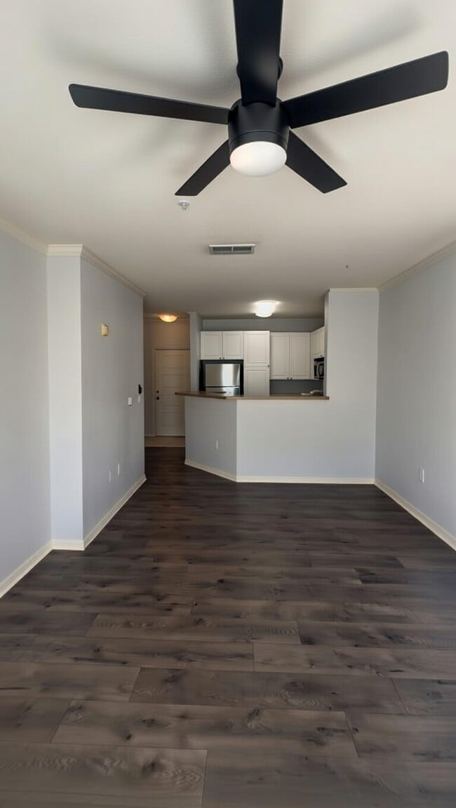 Building Photo - 4221 W Spruce St