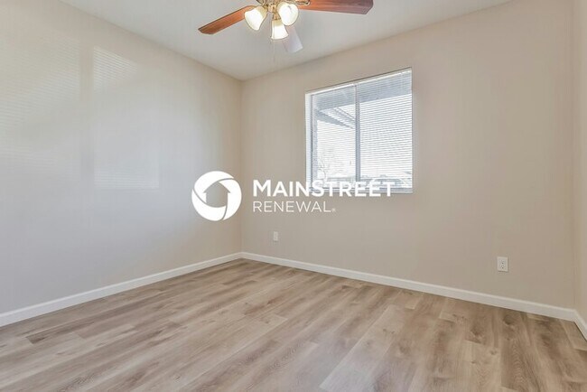 Building Photo - 4 Bedroom Pet-Friendly Home in Mesa, AZ wi...