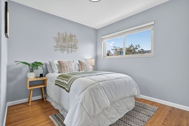 Building Photo - Renovated 3-Bedroom Single Family Home in Pinole Available Now!!!