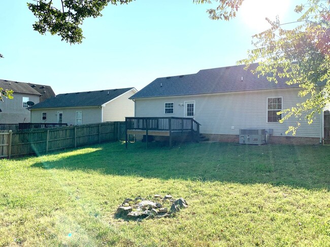 Building Photo - 3425 Foxrun Ln