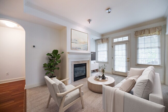 Primary Photo - 1735 Peachtree St NE