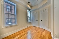 Building Photo - 16 Winchester St