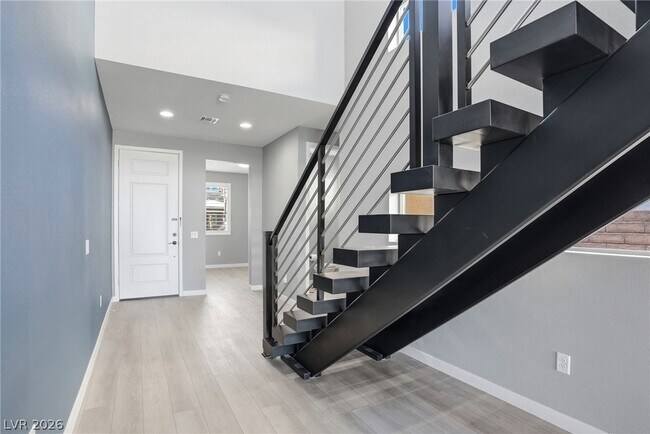 Building Photo - 2604 Evolutionary Ln