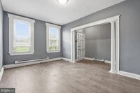 Building Photo - 5 S Wickham Rd