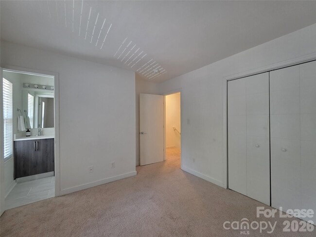 Building Photo - 1525 Briar Creek Rd