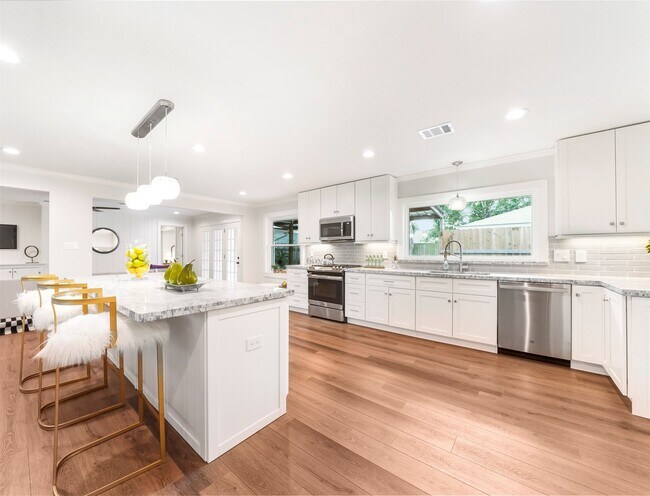Building Photo - 4309 Stillbrooke Dr