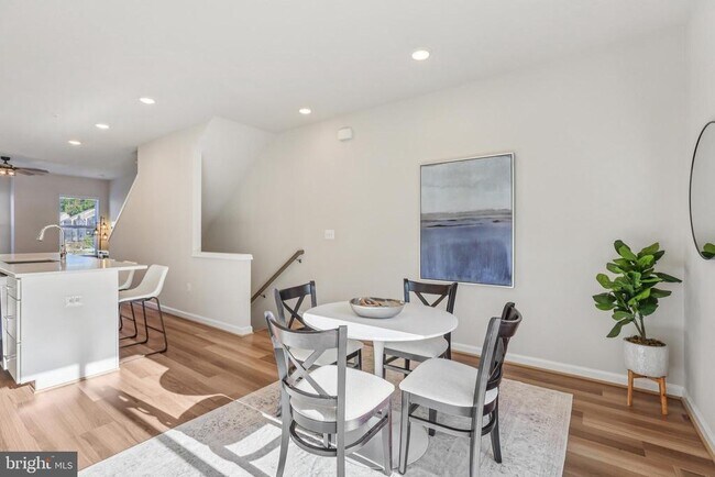 Building Photo - 238 Narrowleaf Way