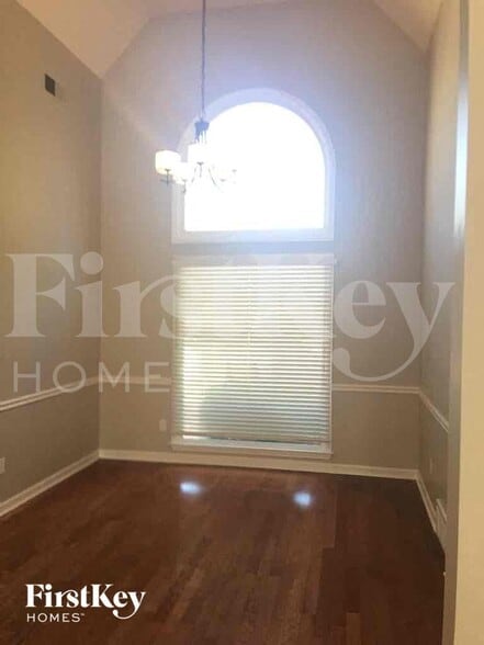 Building Photo - 1071 Mossy Knoll Dr