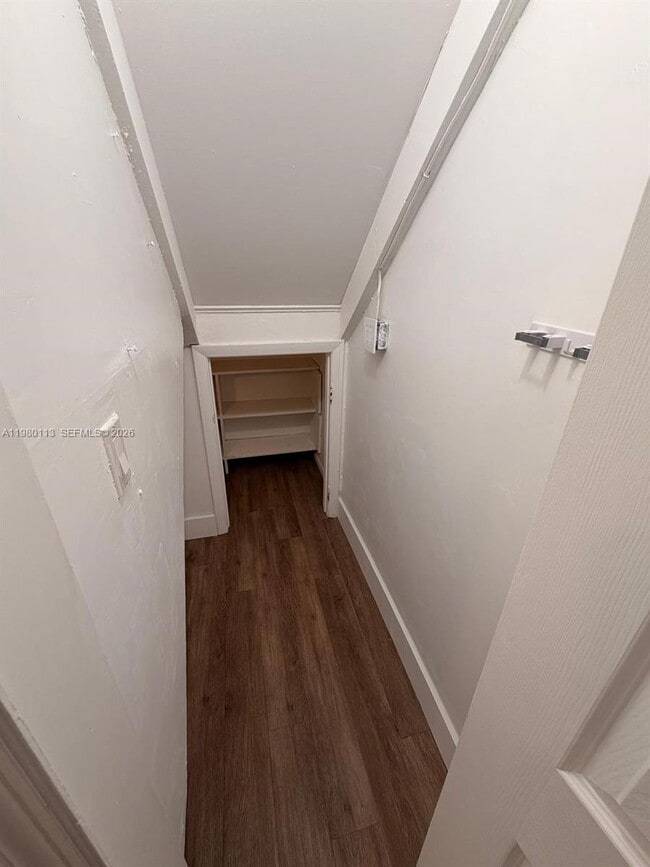 Building Photo - 7101 SW 113th Ct