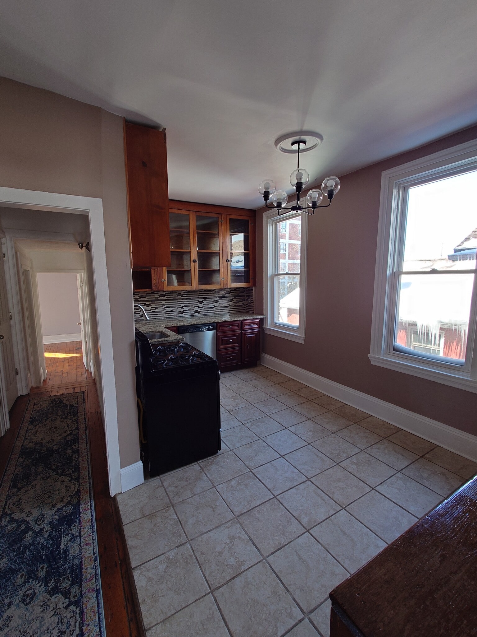 Kitchen - 142 Prospect Ave