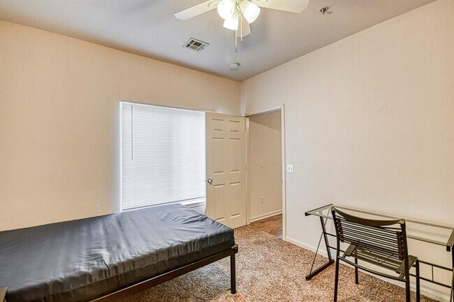 Building Photo - 2200 Classen Blvd