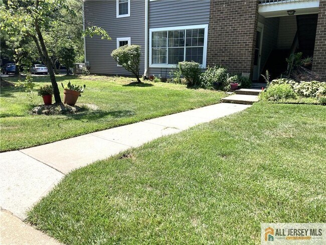 Primary Photo - 95 Pennsylvania Way