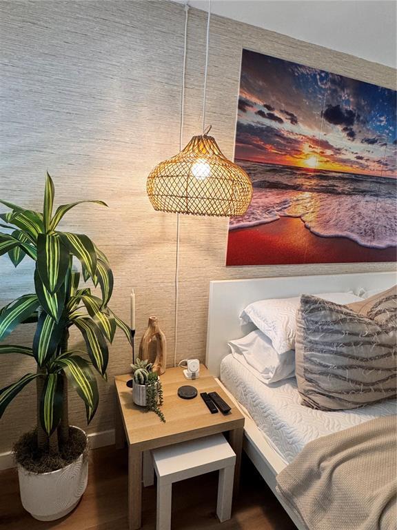 Building Photo - 5623 Midnight Pass Rd