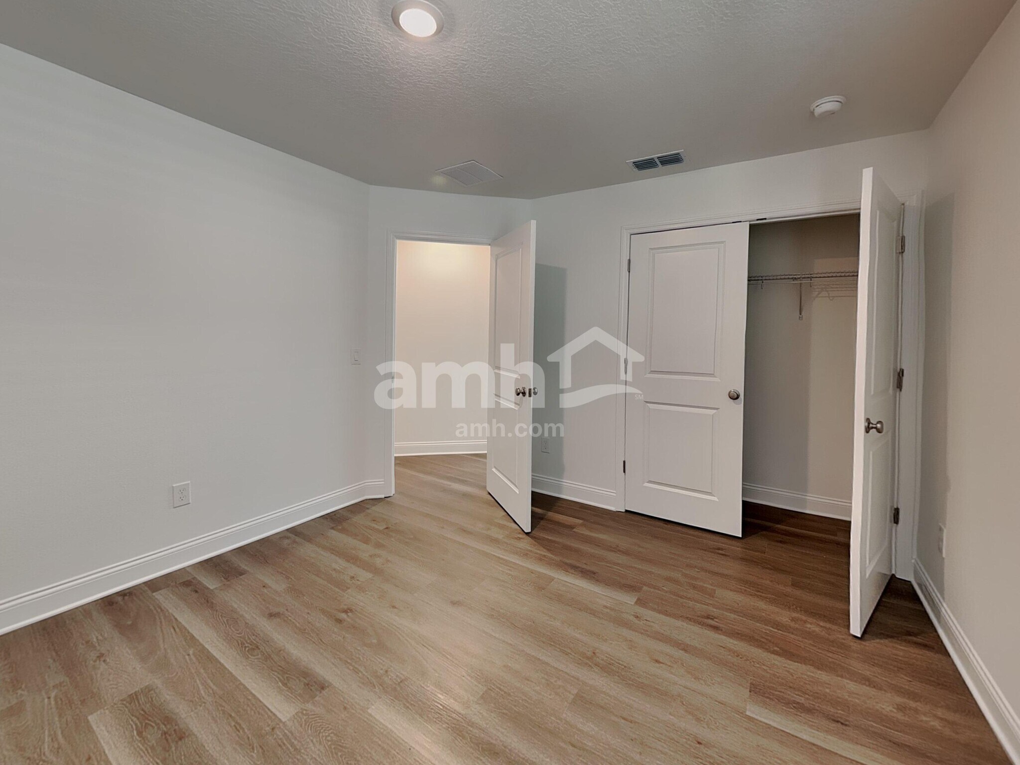 Building Photo - 16393 Aubergine Aly