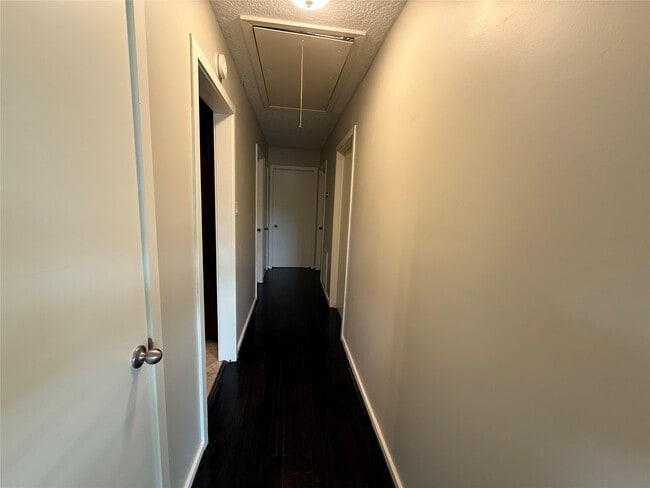Building Photo - 1807 Firwood Dr