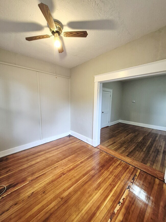 Building Photo - 3017 Dill Ave