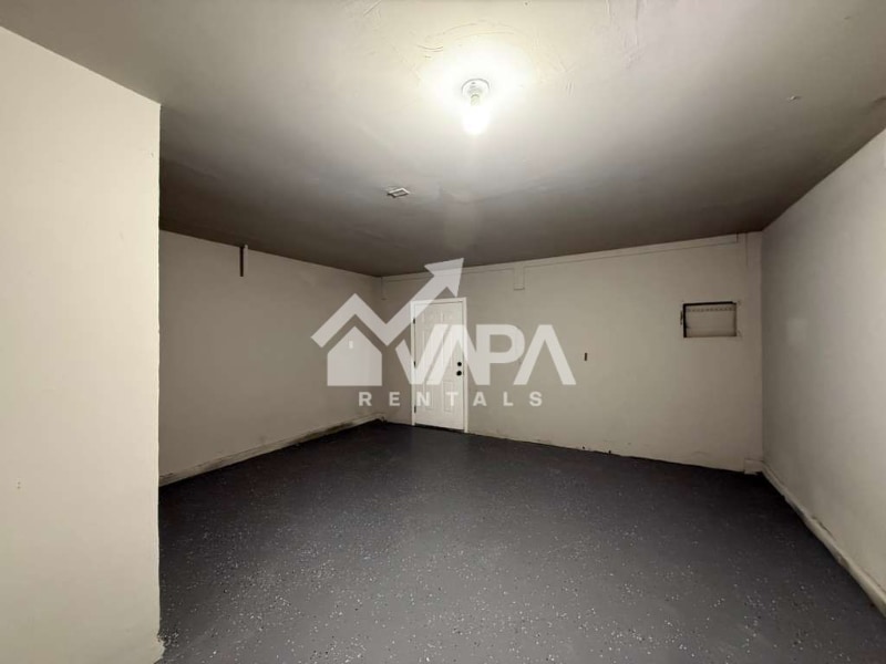 Building Photo - 9923 Birch Field Dr