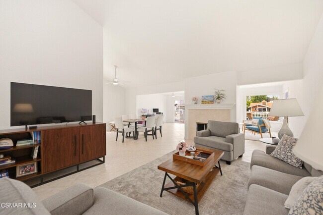 Building Photo - 2379 Leeward Cir