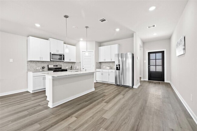 Building Photo - 6306 Brazos Trl Dr