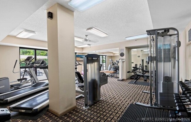 Building Photo - 3450 S Ocean Blvd
