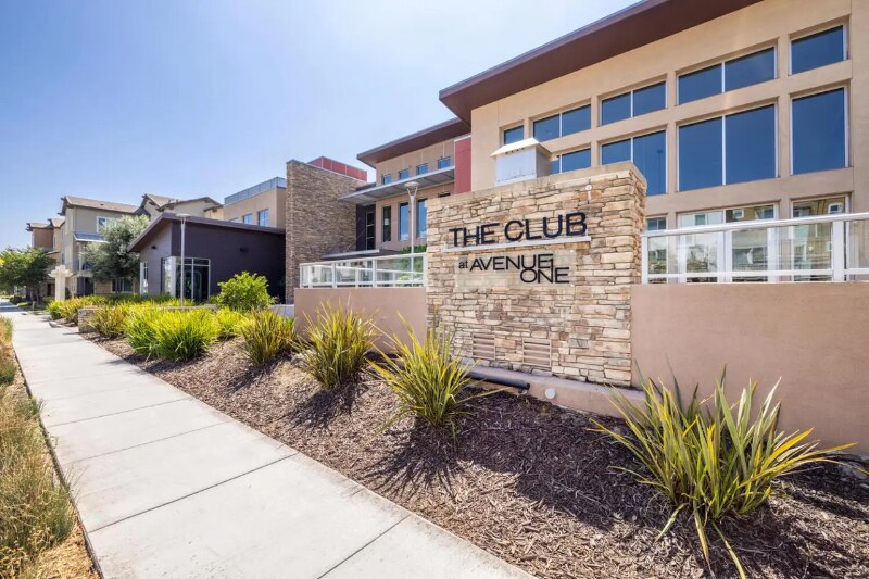 Building Photo - 827 Lotus Flower Loop